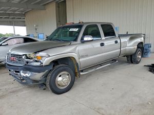 GMC Sierra C3500 6.6L 8 2002