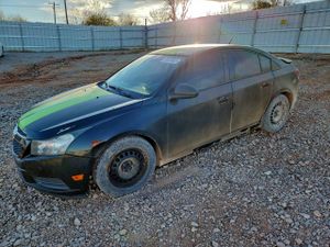Chevrolet Cruze LS 1.8L 4 2013
