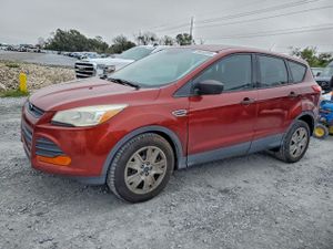 Ford Escape S 2.5L 4 2015