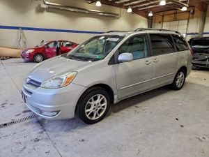 Toyota Sienna XLE 3.3L 6 2005