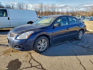 Nissan Altima BASE 2.5L 4 2012