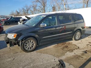 Chrysler Town & Country LIMITED 3.6L 6 2014