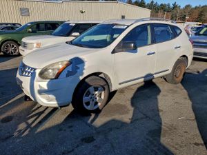 Nissan Rogue S 2.5L 4 2015