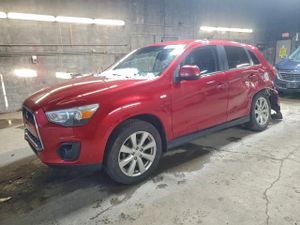 Mitsubishi Outlander ES 2.0L 4 2014