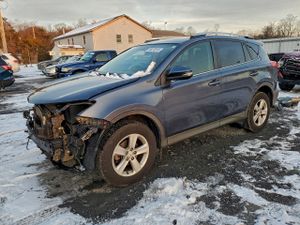 Toyota Rav4 XLE 2.5L 4 2013