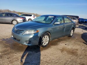 Toyota Camry BASE 2.5L 4 2011