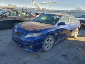 Toyota Camry BASE 2.5L 4 2011