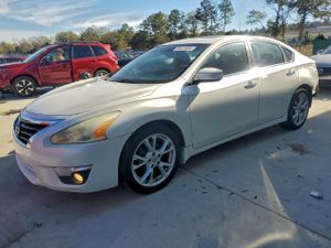 Nissan Altima 3.5S 3.5L 6 2013