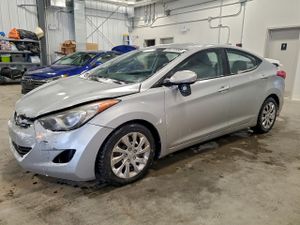 Hyundai Elantra GLS 1.8L 4 2013