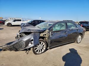 Toyota Avalon BASE 3.5L 6 2013