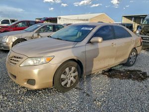 Toyota Camry BASE 2.5L 4 2010