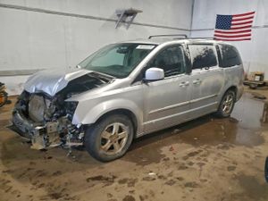 Chrysler Town & Country TOURING 3.6L 6 2011