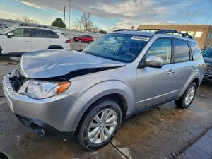 Subaru Forester 2.5X PREMIUM 2.5L 4 2013