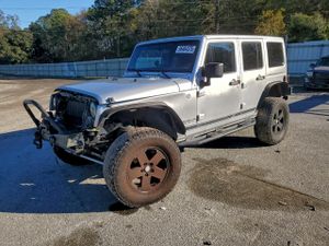 Jeep Wrangler SAHARA 3.6L 6 2012