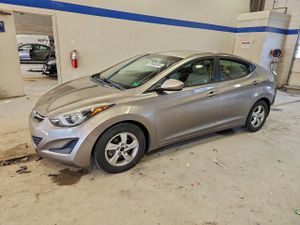 Hyundai Elantra SE 1.8L 4 2014