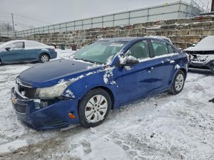 Chevrolet Cruze LS 1.8L 4 2012