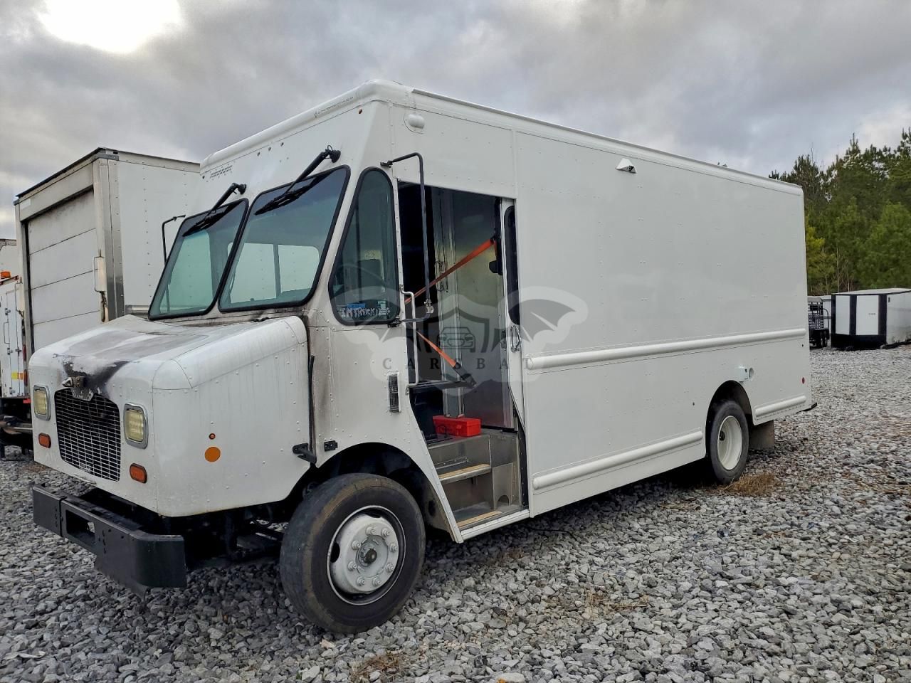 Freightliner MT-45 M LINE WALK-IN VAN 6.0L 8 2020