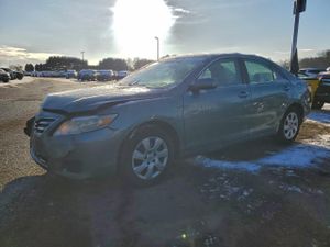 Toyota Camry BASE 2.5L 4 2010
