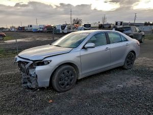 Toyota Camry BASE 2.5L 4 2010
