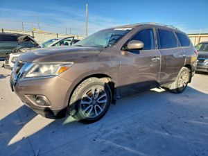 Nissan Pathfinder S 3.5L 6 2014