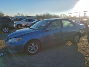 Toyota Camry LE 3.0L 6 2004