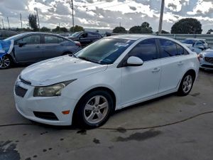 Chevrolet Cruze LT 1.4L 4 2013