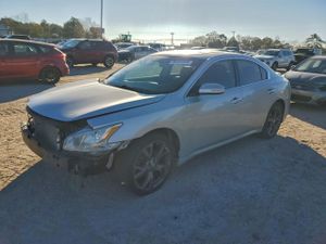Nissan Maxima S 3.5L 6 2014