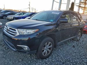 Toyota Highlander BASE 3.5L 6 2013