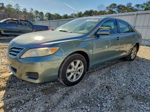 Toyota Camry BASE 2.5L 4 2011