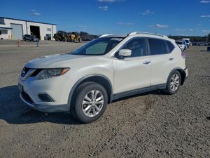 Nissan Rogue S 2.5L 4 2015