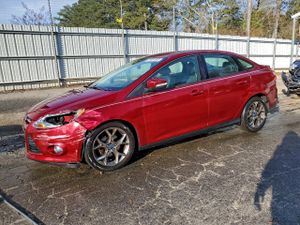 Ford Focus SE 2.0L 4 2013