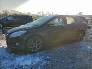 Ford Focus SE 2.0L 4 2013