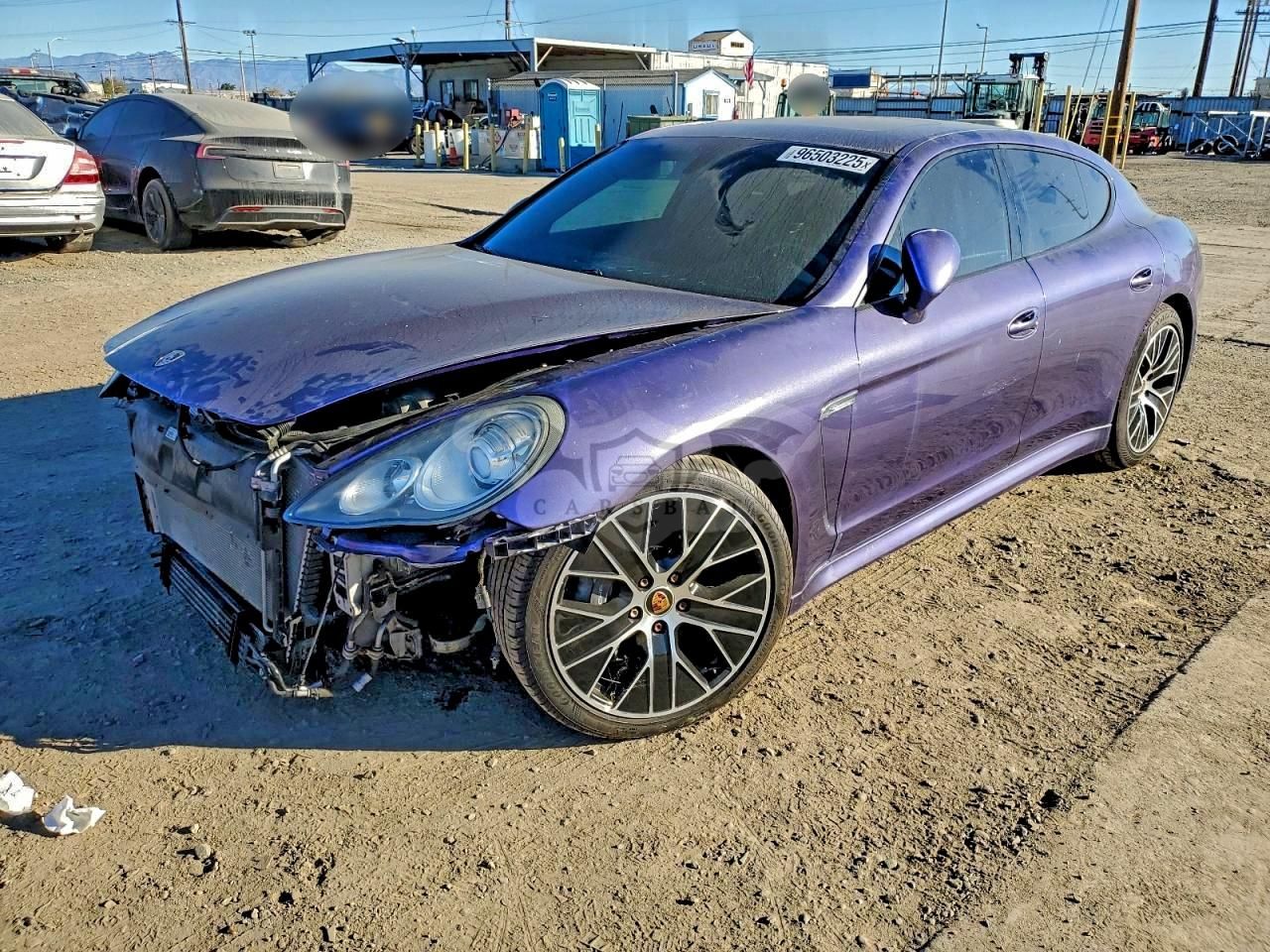 Porsche Panamera 2 3.6L 6 2011