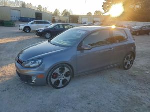 Volkswagen Golf 2.0L 4 2011
