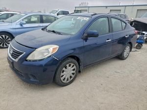 Nissan Versa S 1.6L 4 2012