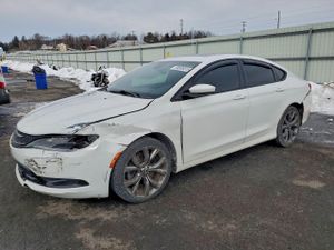 Chrysler 200 S 2.4L 4 2015