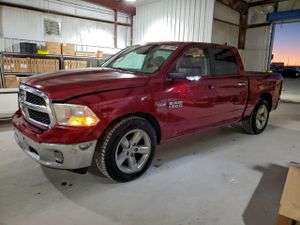 RAM 1500 SLT 5.7L 8 2015