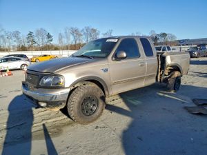 Ford F-150 4.6L 8 2003