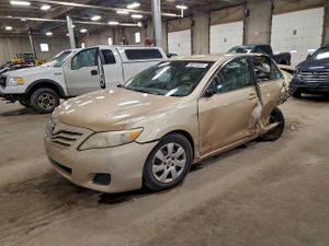 Toyota Camry BASE 2.5L 4 2010