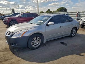 Nissan Altima BASE 2.5L 4 2011
