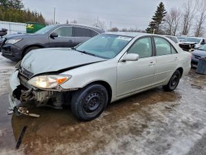 Toyota Camry LE 2.4L 4 2002