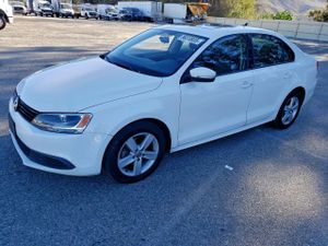 Volkswagen Jetta TDI 2.0L 4 2012