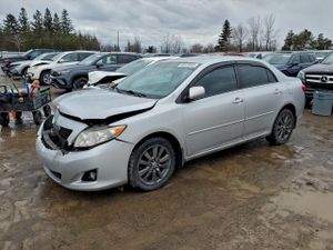 Toyota Corolla BASE 1.8L 4 2010
