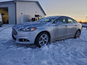 Ford Fusion SE 2.5L 4 2014