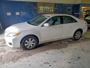 Toyota Camry BASE 2.5L 4 2010