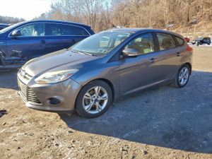 Ford Focus SE 2.0L 4 2014