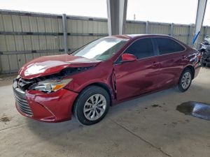 Toyota Camry LE 2.5L 4 2015