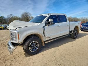 Ford F-250 SUPER DUTY 6.7L 8 2023