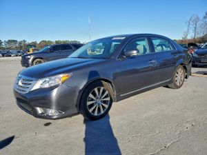Toyota Avalon BASE 3.5L 6 2011