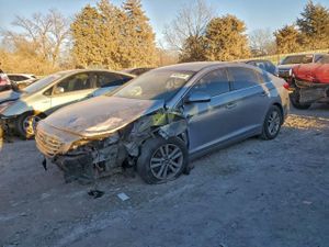 Hyundai Sonata SE 2.4L 4 2015